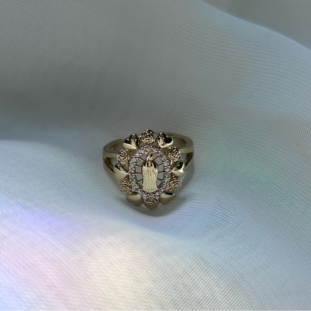 Gold Virgen Mary ring for woman